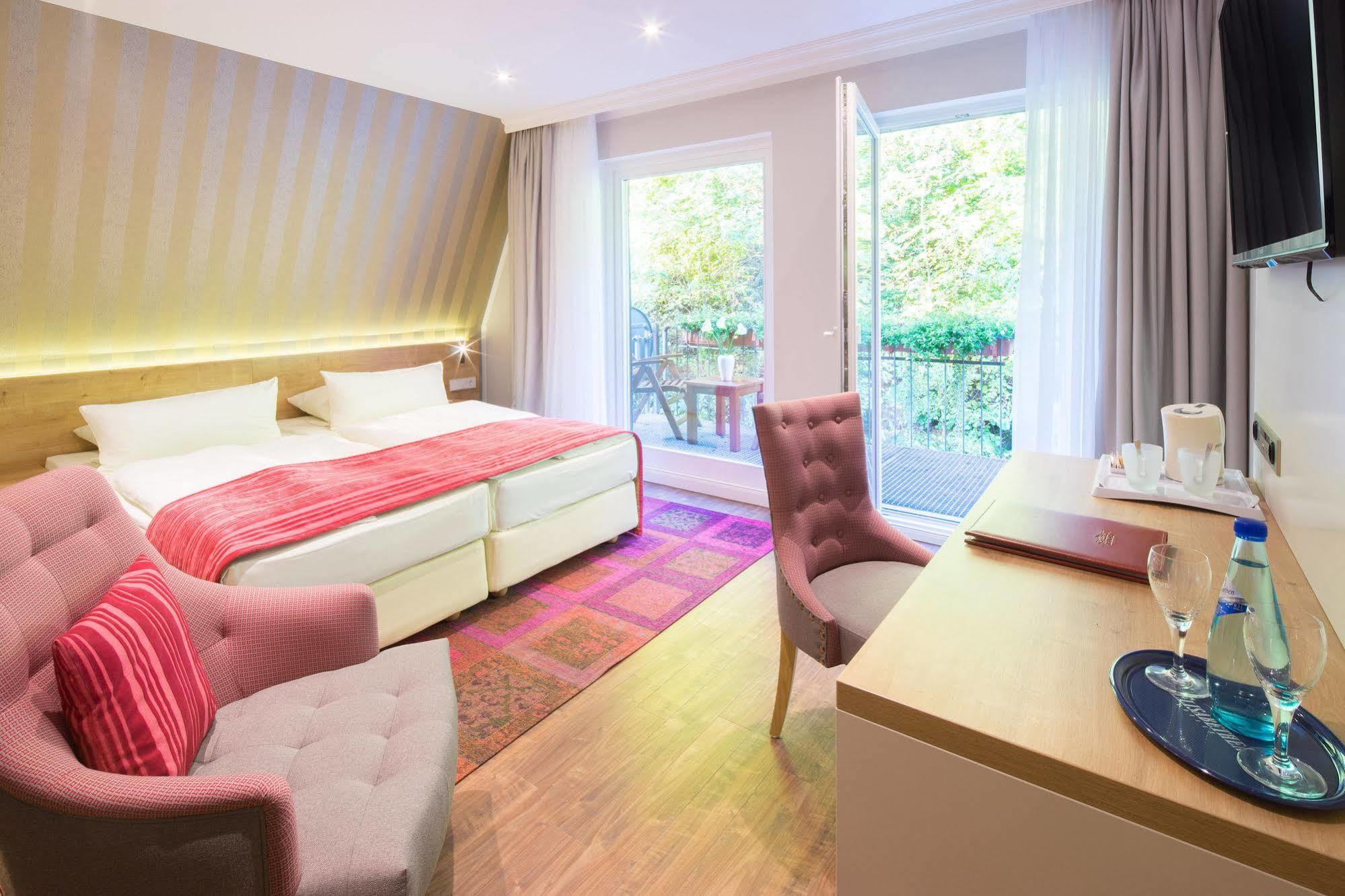 Готель Marburger Hof Екстер'єр фото